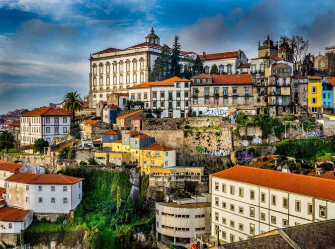 011_Schoene Aussichten Touristik - pixabay - porto-343487_1280